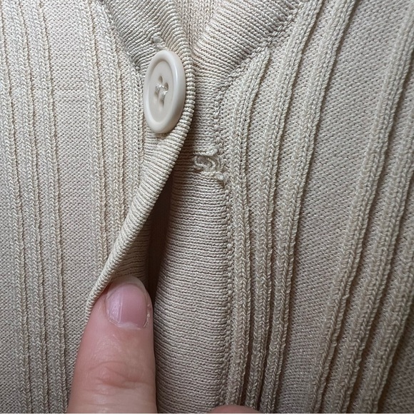 Philosophy Beige Cardigan Sweater Buttoned Down Women’s Size Large - Picture 3 of 9